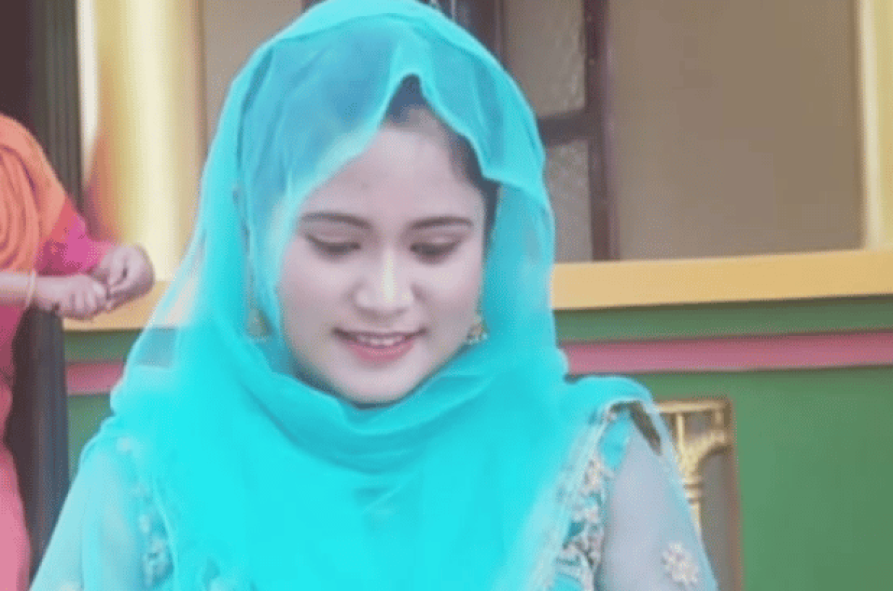 1769491252-h-320-Makakmayum Reshma Shahani.png